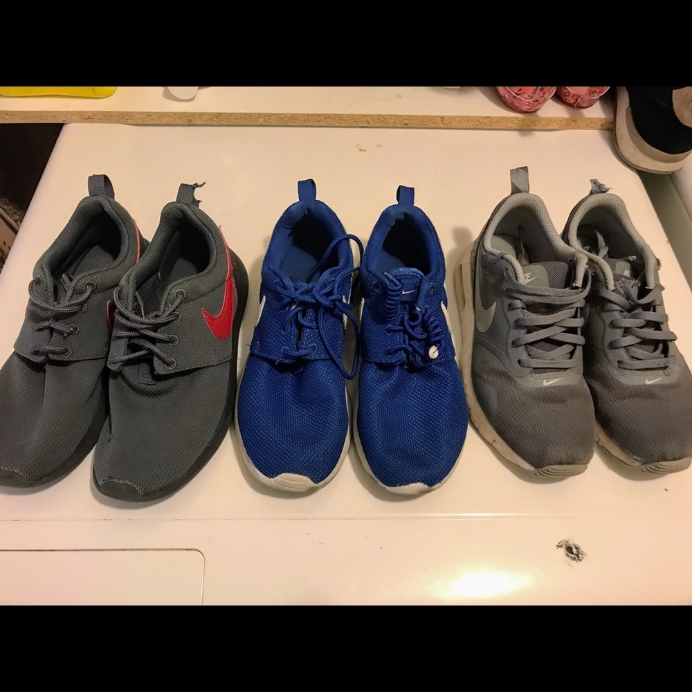 Nike boys shoes